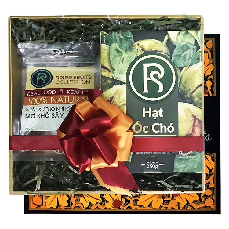 Hộp Quà Tặng Real Food 2 Món (Hạt Óc Chó 250g & Mơ Sấy 250g)