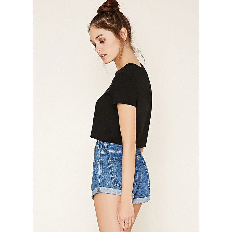 Áo phông croptop sành điệu cho bạn nữ