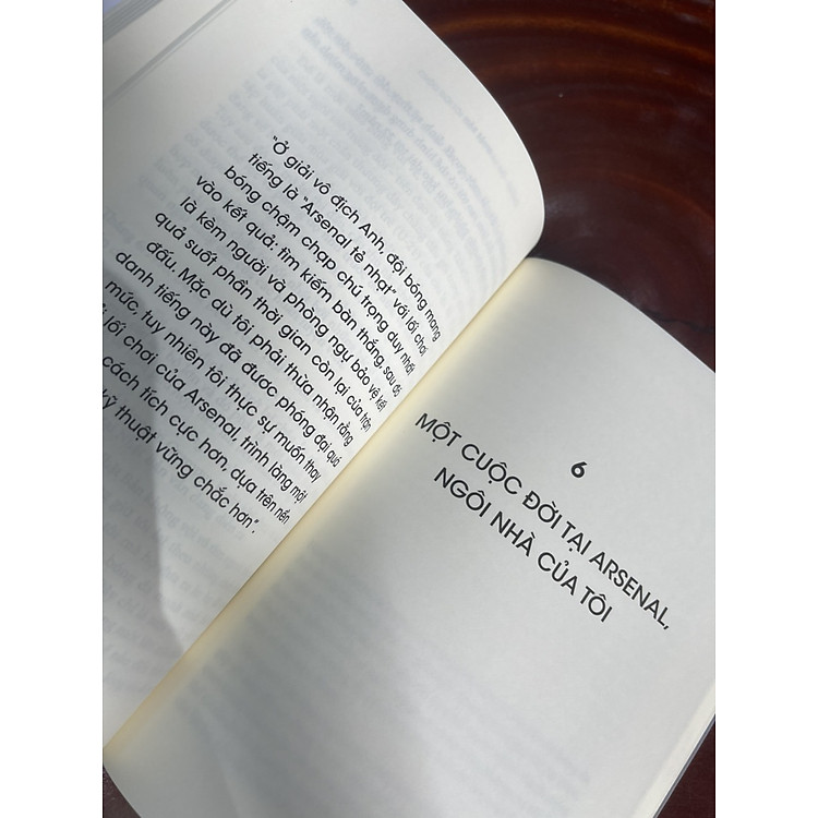 ARSENE WENGER – CUỘC ĐỜI TÔI QUA HAI MÀU ĐỎ TRẮNG - Ảnh 3