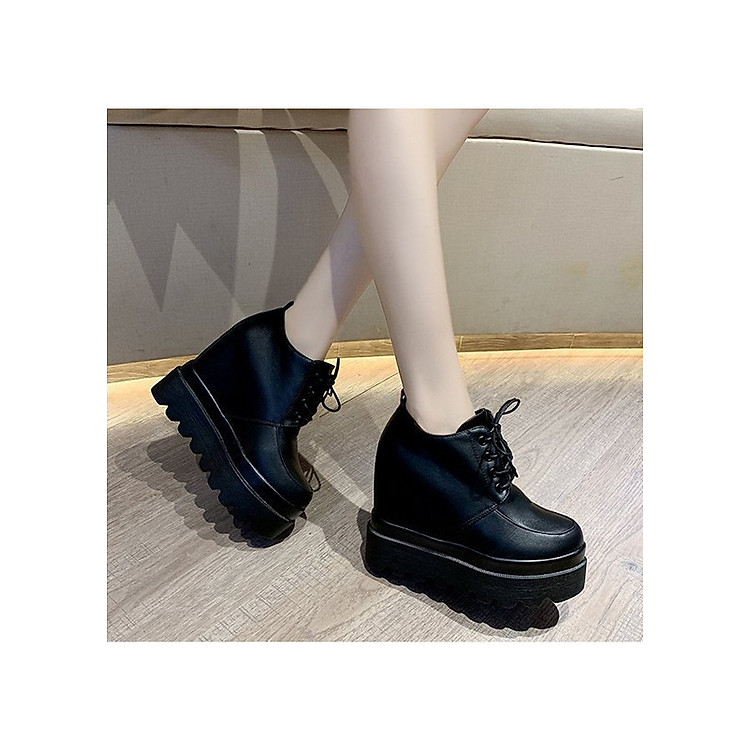 Giày bánh mì BM541