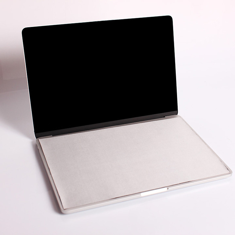 Miếng lót bàn phím, vệ sinh laptop