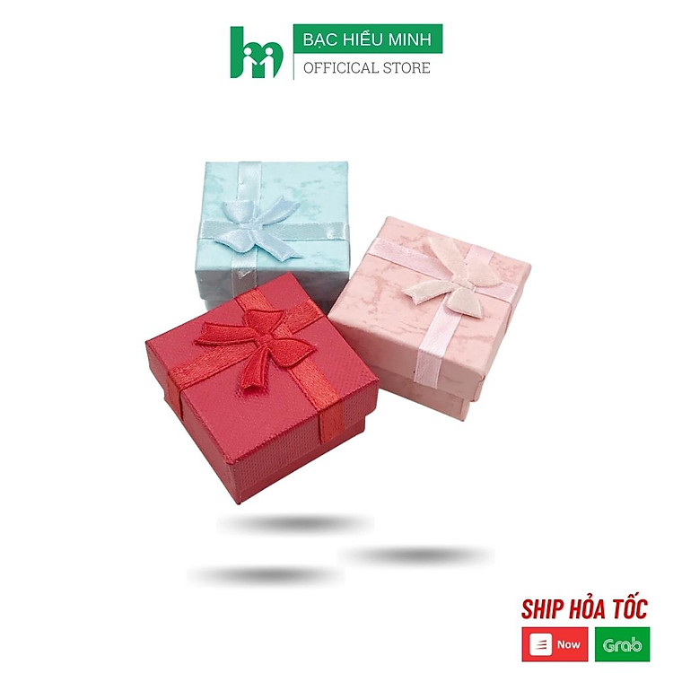 Hộp Quà Giấy Vuông Đựng Đồ Trang Sức 4x4cm