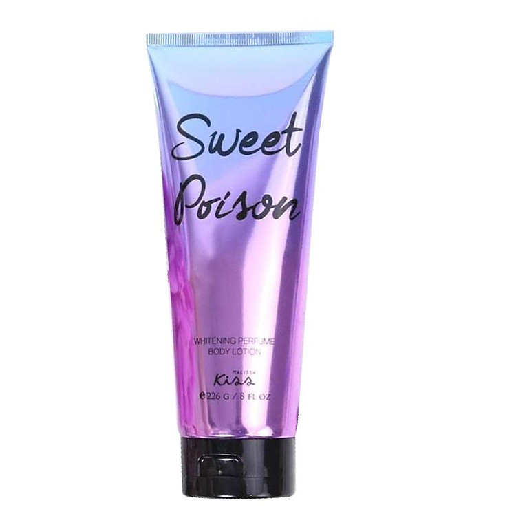 Sữa dưỡng trắng da toàn thân hương nước hoa Sweet Poison Kiss of Beauty 226ml