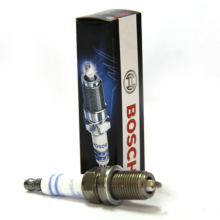 Bộ 4 Bugi cho Mazda Premacy_FR7DC+_Chân ngắn