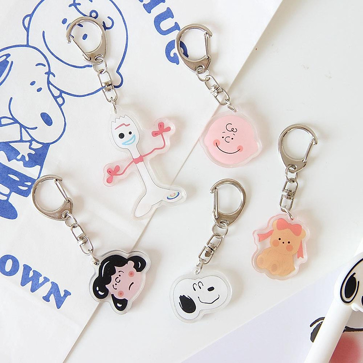 Móc Khóa Từ Acrylic Hình Chú Chó Snoopy Đáng Yêu