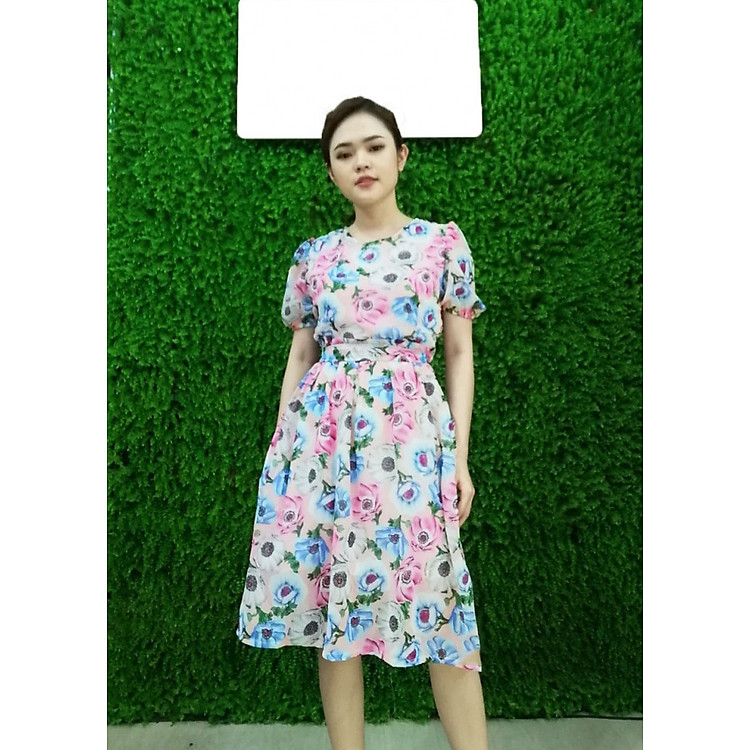 Đầm Xòe Nền Hồng Hoa Màu Sắc - SVTC3054
