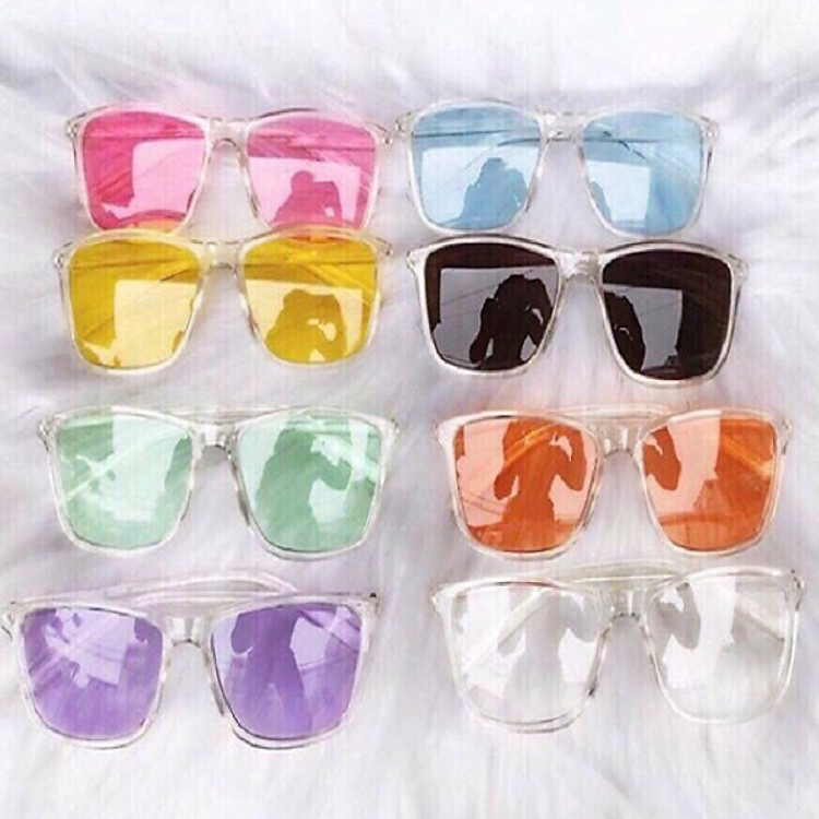 Kính mắt thời trang cho bé