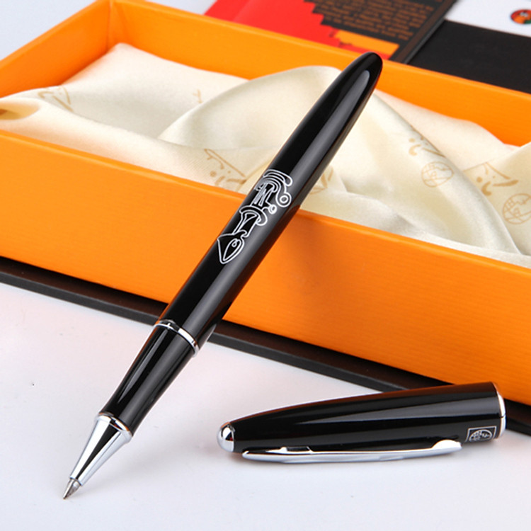 Bút ký Picasso-Ngọn nến trong đêm 606RB (kèm 2 ruột bút xanh và đen)