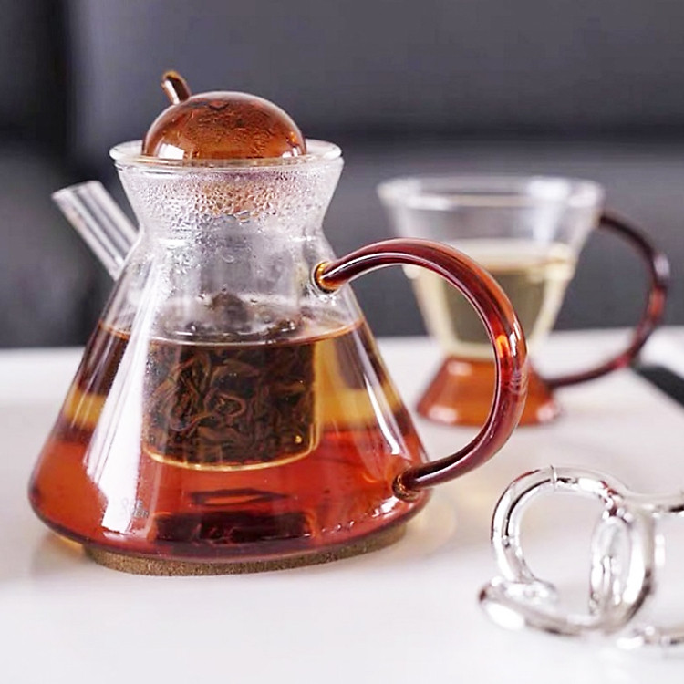 Bình thủy tinh pha trà hình tam giác