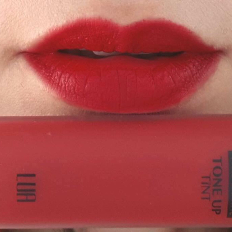 Son Kem Lì LUA Tone Up Tint Số 03 - Màu Đỏ Cherry