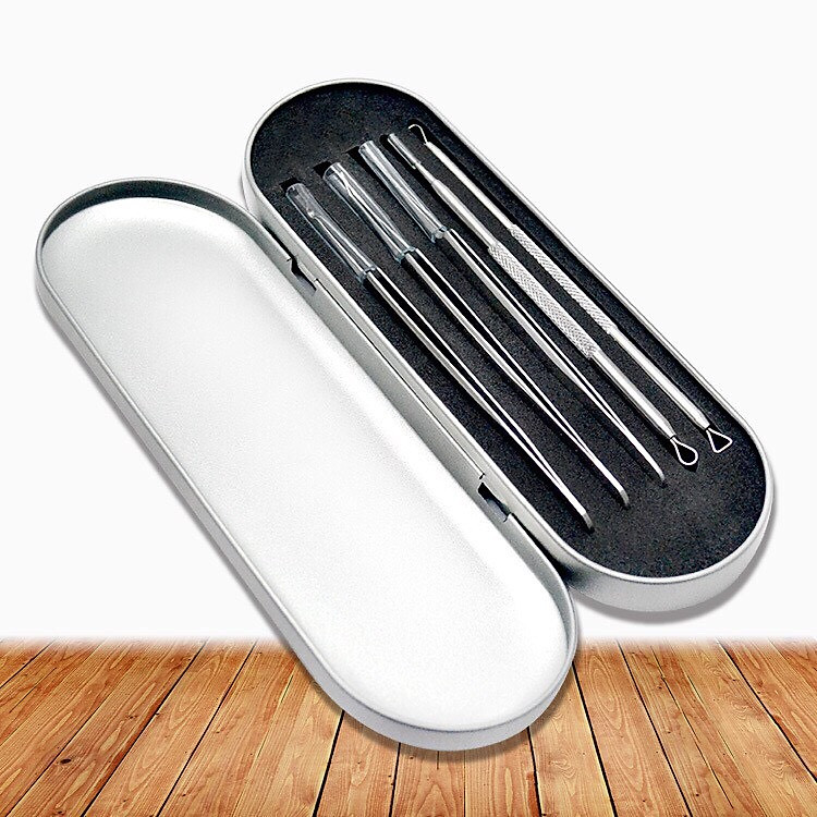 Nhíp gắp lấy mụn không làm tổn thương lớp collagen biểu bì