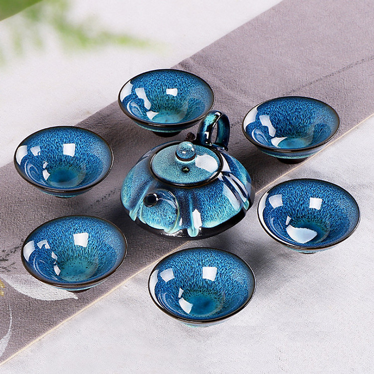 Bộ Bình Trà Thảnh Thơi Họa Tiết Lông Công GT5579 - Tặng 2 Bút Bi Vitamin Ballpen LTT18