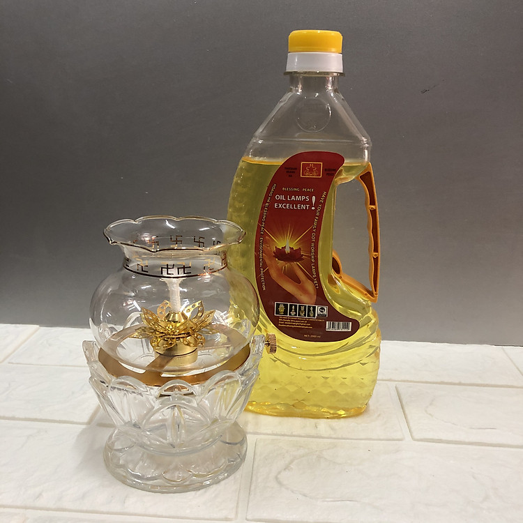 Đèn thờ đốt dầu thủy tinh Cao 13,5 cm , đk 10 cm TP1012 ( Tặng 1 chai dầu )