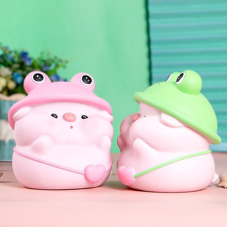 Ống Tiết Kiệm Heo Đội Nón Ếch Trang Trí (16cm) - Ảnh 3