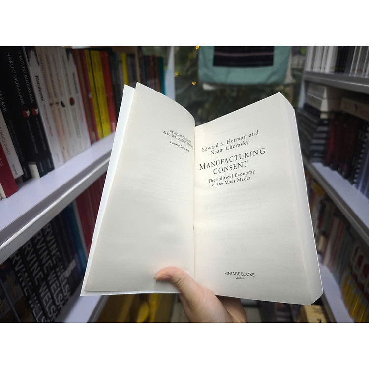 Manufacturing Consent: The Political Economy of the Mass Media - Ảnh 5