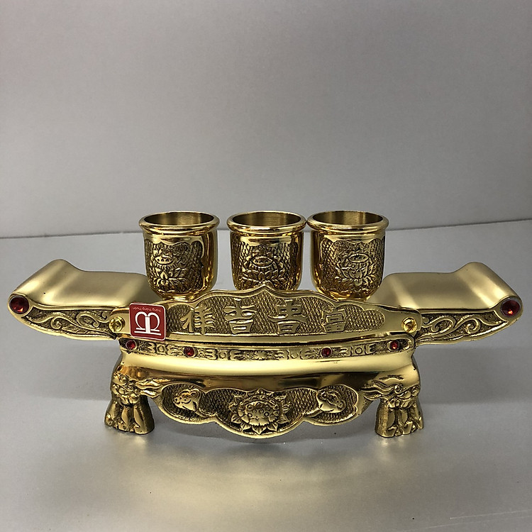 Bộ chung nước thờ cúng 3 ly bằng đồng mẫu ly họa tiết hoa sen Dài 23 cm Sa 5,5 cm Cao 10cm Đk ly 4 cm , cao 5 cm hh11