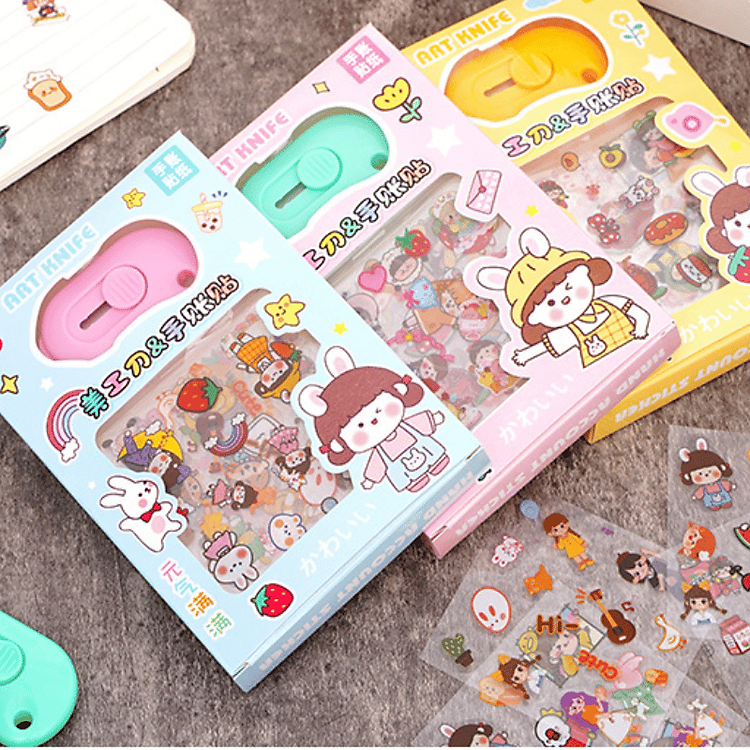 Hộp sticker 8 tấm trong suốt kèm dao tiện ích - Ảnh 2