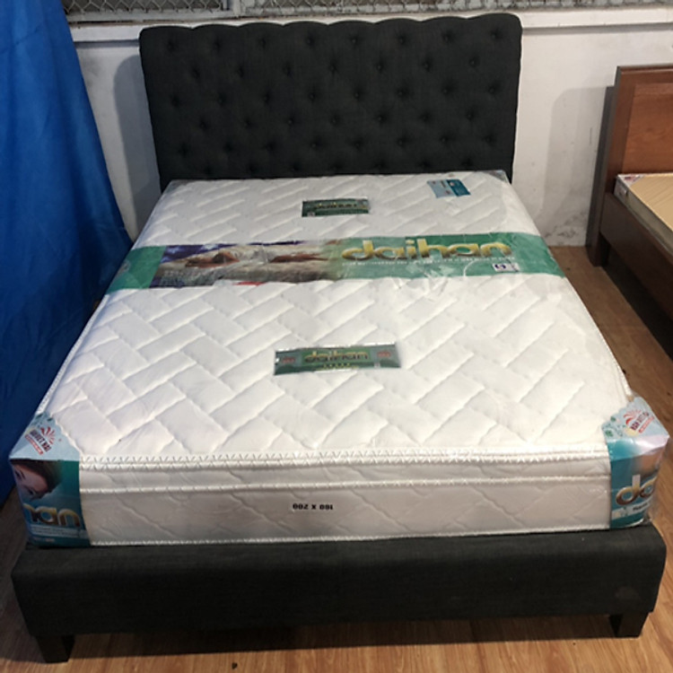 Nệm Lò Xo Hàn Việt Hải Đại Hàn 4 viền, vải xốp gấm 180x200x30cm