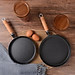 Chảo Gang Tròn Chống Dính Size 20-26Cm Cán Gỗ Chống Bỏng Đổ Bánh Xèo Chiên Trứng Dùng Cho Mọi Loại Bếp