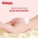 Tã/bỉm quần Huggies Skin Care Super Jumbo M76+8 miếng với tràm trà dịu da