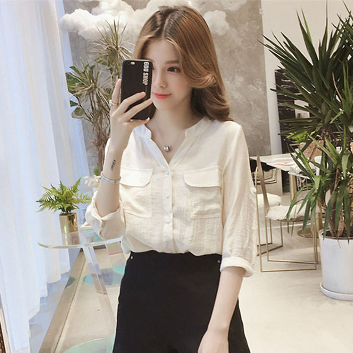 Mua Áo sơ mi nữ form rộng cổ tầu phát V tay lỡ 2 túi ốp ngực trẻ trung ArcticHunter, thời trang phong cách trẻ - Trắng Kem - L tại ArcticHunter Store Mua Áo Sơ Mi Nữ Form Rộng Cổ Tầu Phát V Tay Lỡ 2 Túi Ốp Ngực Trẻ Trung Arctichunter, Thời Trang Phong Cách Trẻ - Trắng Kem - L Tại Arctichunter Store