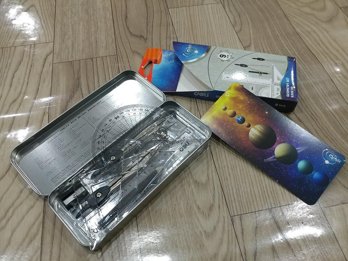 Bộ Dụng Cụ Học Sinh 09 Món - Deli G30695