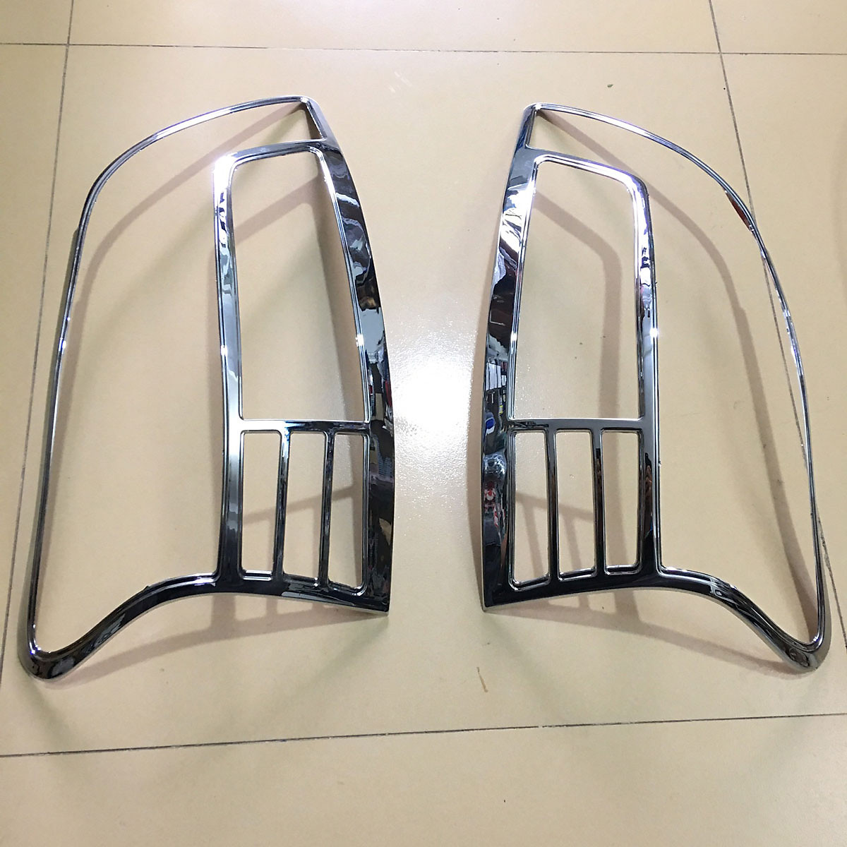 Ốp Viền Đèn Hậu Mạ Crom Cho Xe Vios 2008 2009 2010 2011 2012 2013