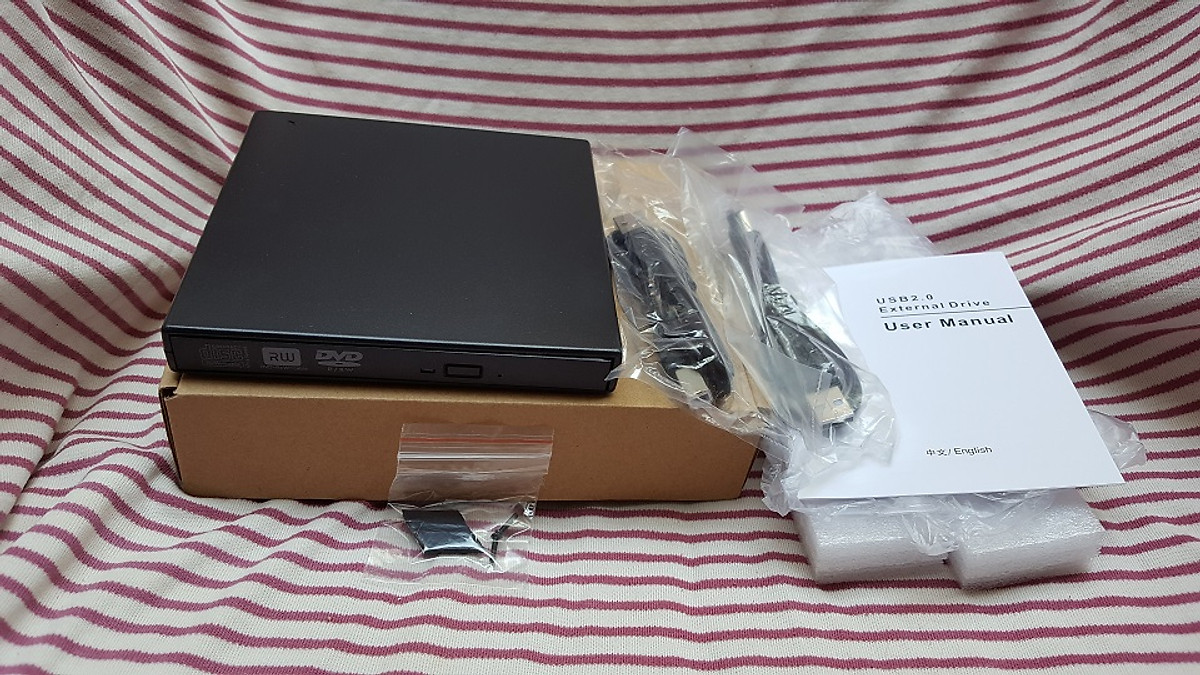 Hộp đựng ổ đĩa laptop DVD gắn ngoài qua cổng USB - Dùng cho ổ dvd mỏng 9.5mm và dầy 12,7mm - Hàng chính hãng