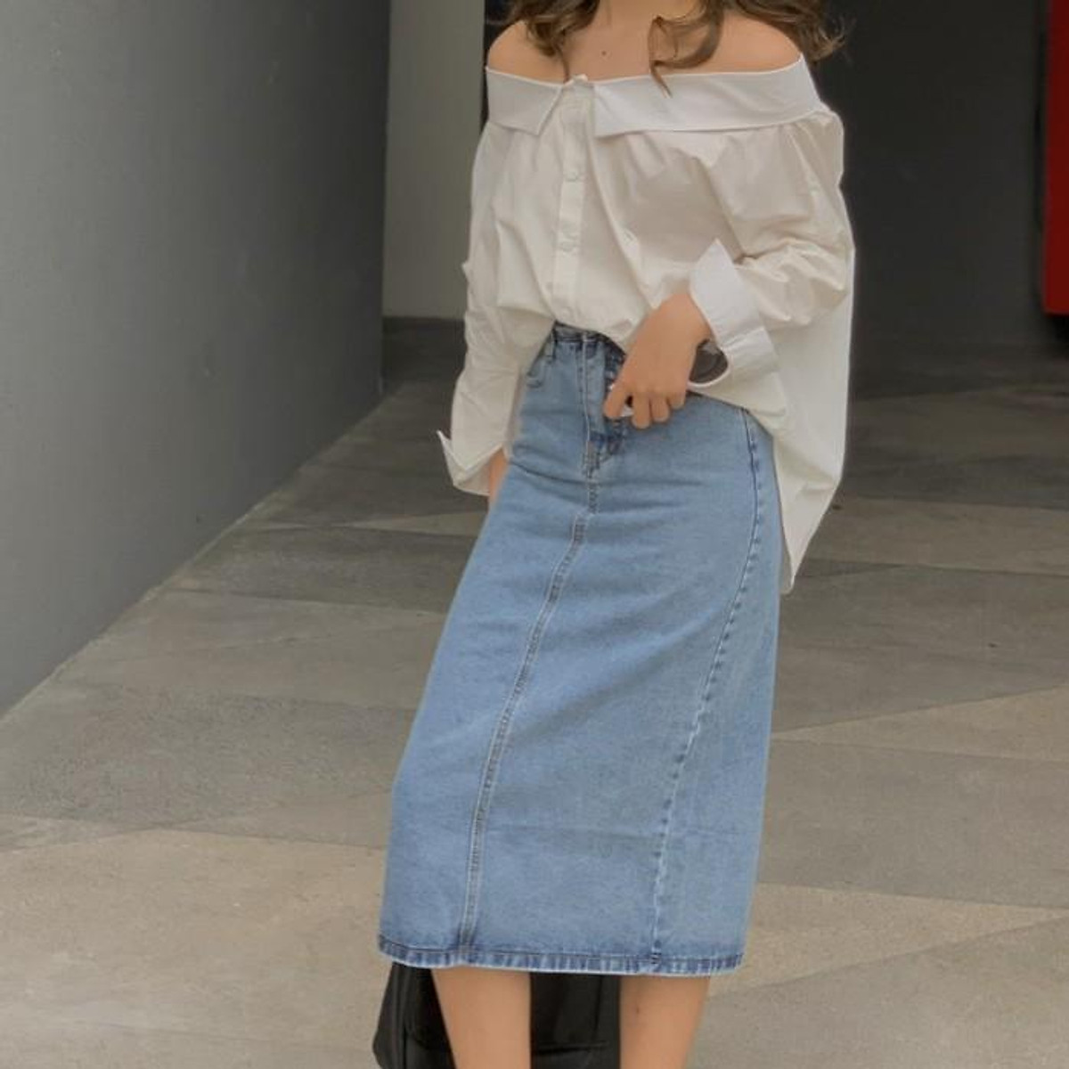 Chan vay denim  Sành điệu với Chân váy denim cài cúc