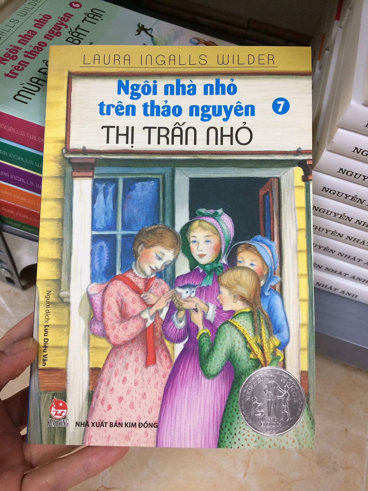 NGÔI NHÀ NHỎ TRÊN THẢO NGUYÊN - TẬP 7 - THỊ TRẤN NHỎ