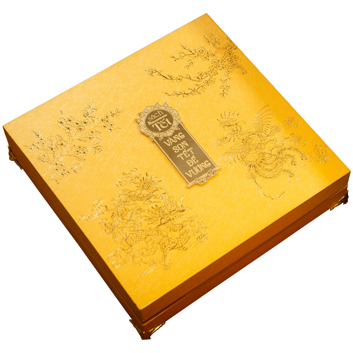 Bộ 2 Cuốn Sách: Vàng Son Tết Đế Vương (2 Tập) - Bản Giới Hạn Được Đánh Số Từ: 1 Đến 100 (Giao Số Ngẫu Nhiên) [Hộp Sách Gồm : Hộp Đựng 28 x 28 cm + 2 Cuốn Sách Tết + Bộ Trò Chơi Giân Gian : Cờ Đăng Khoa + Tấm Hổ Phù Làm Từ Sơn Khắc Nghệ