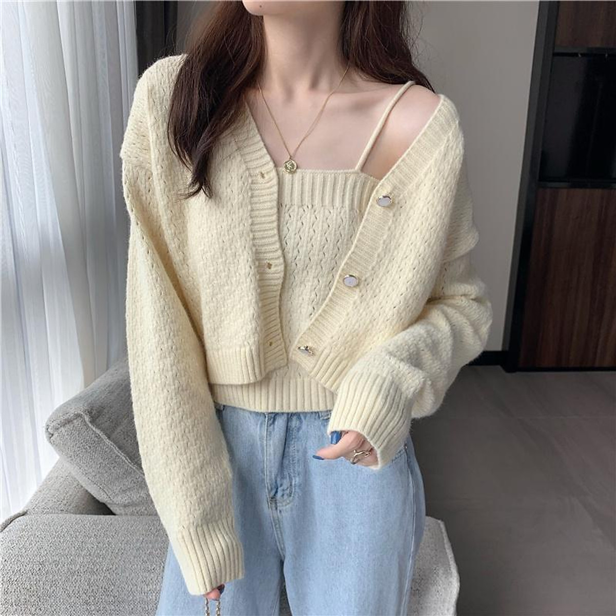 Áo khoác cardigan nữ set 2 chi tiết kèm áo hai dây len dệt kim nữ Áo Khoác Cardigan Nữ Set 2 Chi Tiết Kèm Áo Hai Dây Len Dệt Kim Nữ