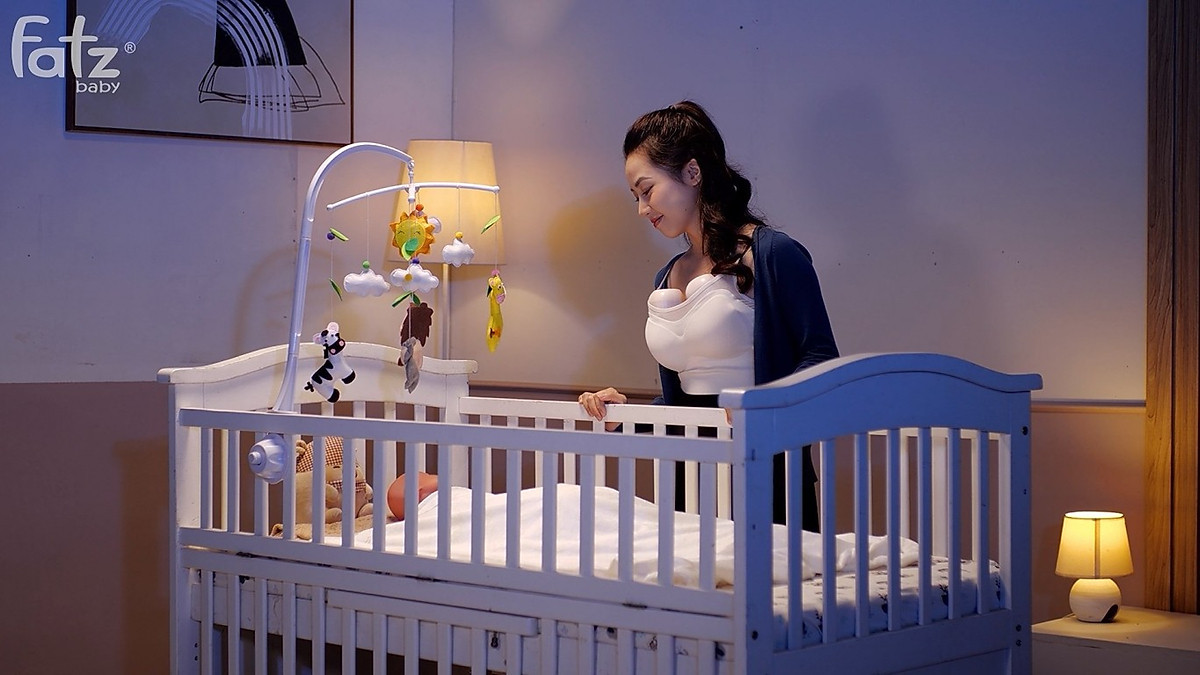 Máy hút sữa điện FatzBaby rảnh tay và không dây Freemax 5 FB1212SJ