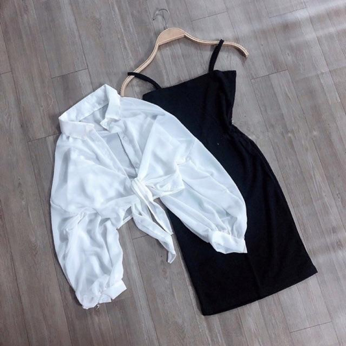 Set áo sơ mi voan mỏng cột nơ eo phối váy body 2 dây thun gân - Set Áo Sơ Mi Voan Mỏng Cột Nơ Eo Phối Váy Body 2 Dây Thun Gân -
