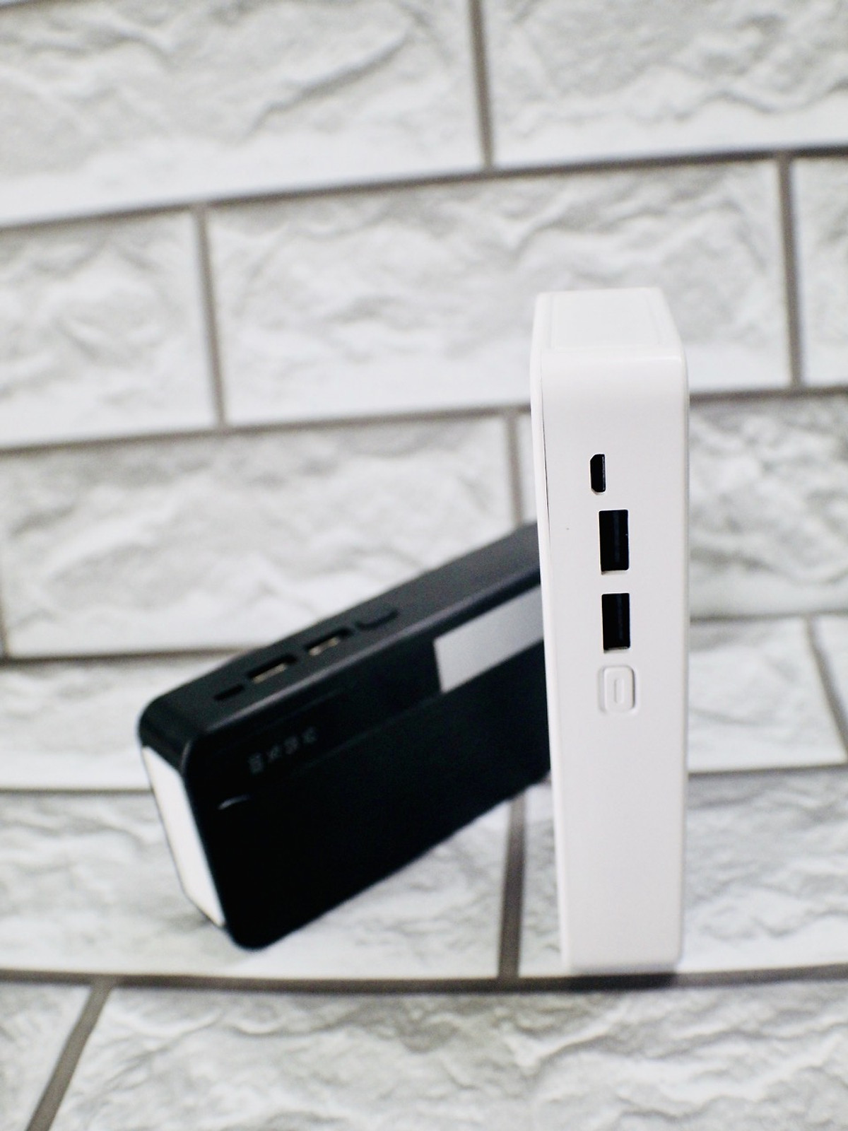 Pin Sạc Dự Phòng LINRUI LR005 Dung Lượng Lớn 10000mAh Có Cáp Sẵn, Đèn LED - Hàng Chính Hãng