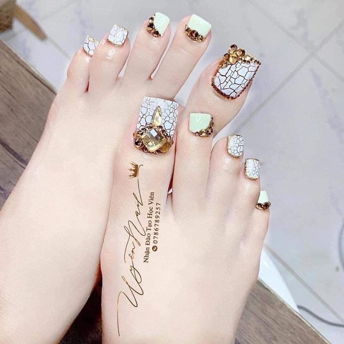 50 Mẫu móng chân đẹp nhẹ nhàng 2023 nail chân đơn giản cho nàng đón Tết