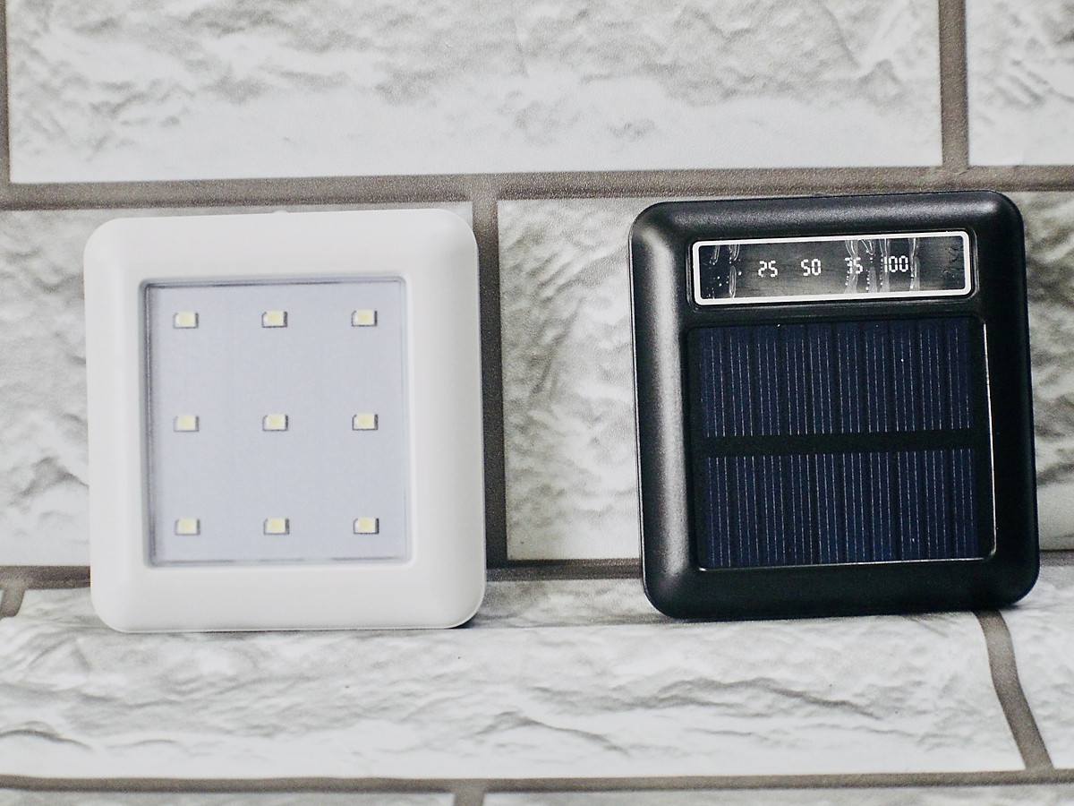 Pin Sạc Dự Phòng Linrui LR007 Kết Hợp Đèn LED 9 Bóng - Hàng Chính Hãng