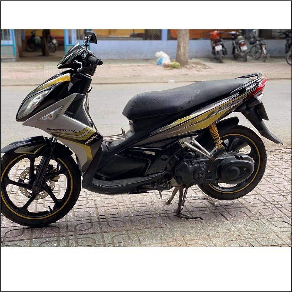 Tổng hợp phụ kiện trang trí xe Yamaha Nouvo LX