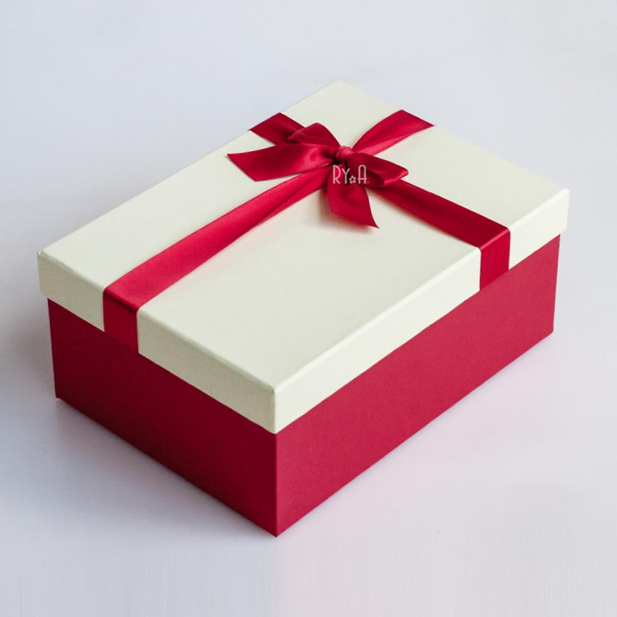 Làm vỏ hộp quà tặng sinh nhật rẻ đẹp  Túi  Hộp Qùa Tặng  In Card Tem  Nhãn Lấy Ngay