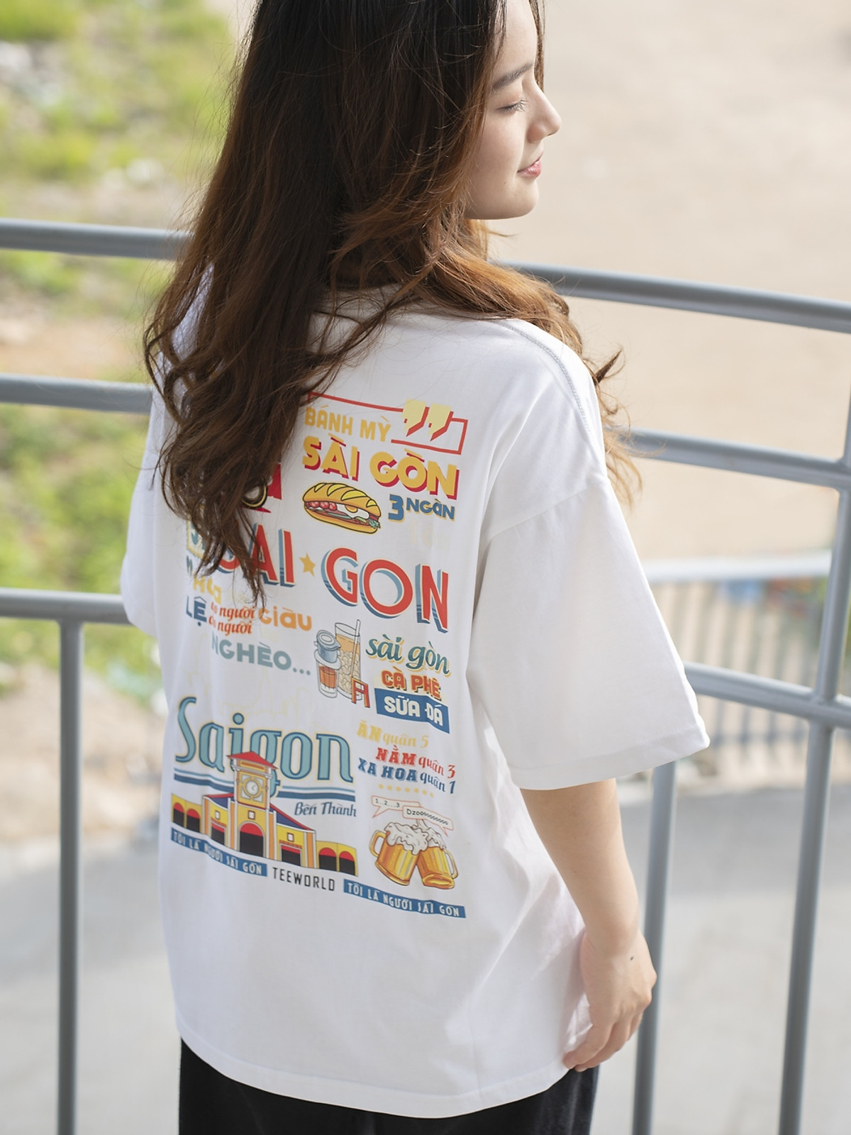 Mua Áo thun Teeworld Saigonese Cô Ba Version 2 Form Rộng Nam Nữ Unisex - S - ĐEN tại Teeworld Thế giới áo thun Mua Áo Thun Teeworld Saigonese Cô Ba Version 2 Form Rộng Nam Nữ Unisex - S - Đen Tại Teeworld Thế Giới Áo Thun