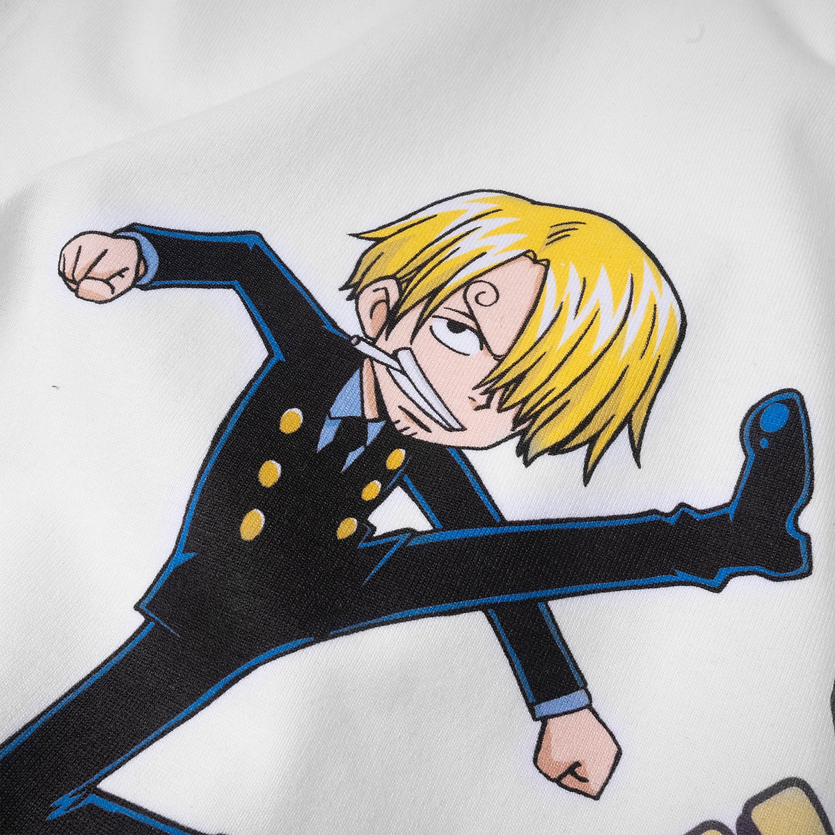 Áo Thun DirtyCoins x OnePiece Sanji Chibi T-shirt - White - Áo thun nữ Áo Thun Dirtycoins X Onepiece Sanji Chibi T-Shirt - White - Áo Thun Nữ