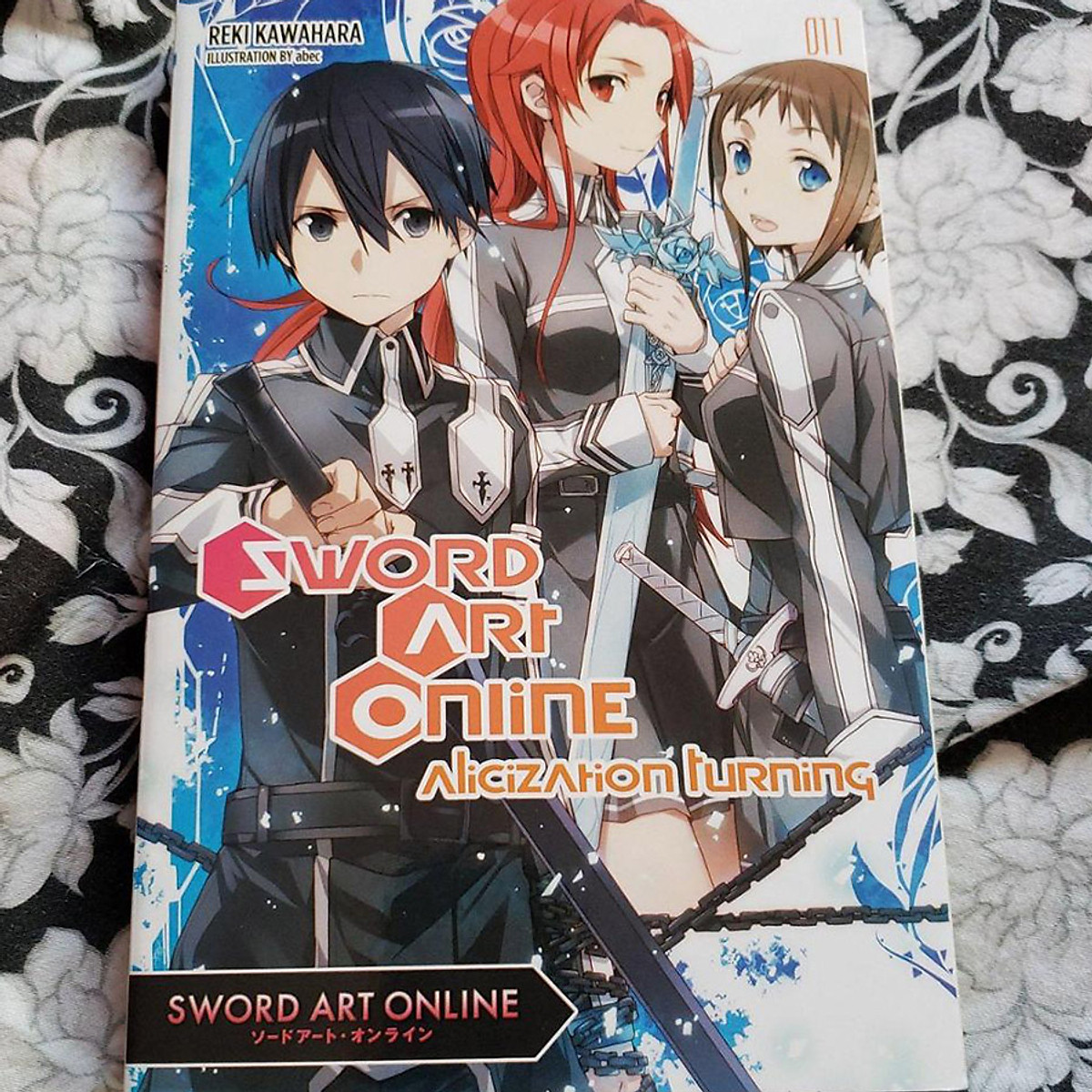 Sword Art Online, Vol. 11