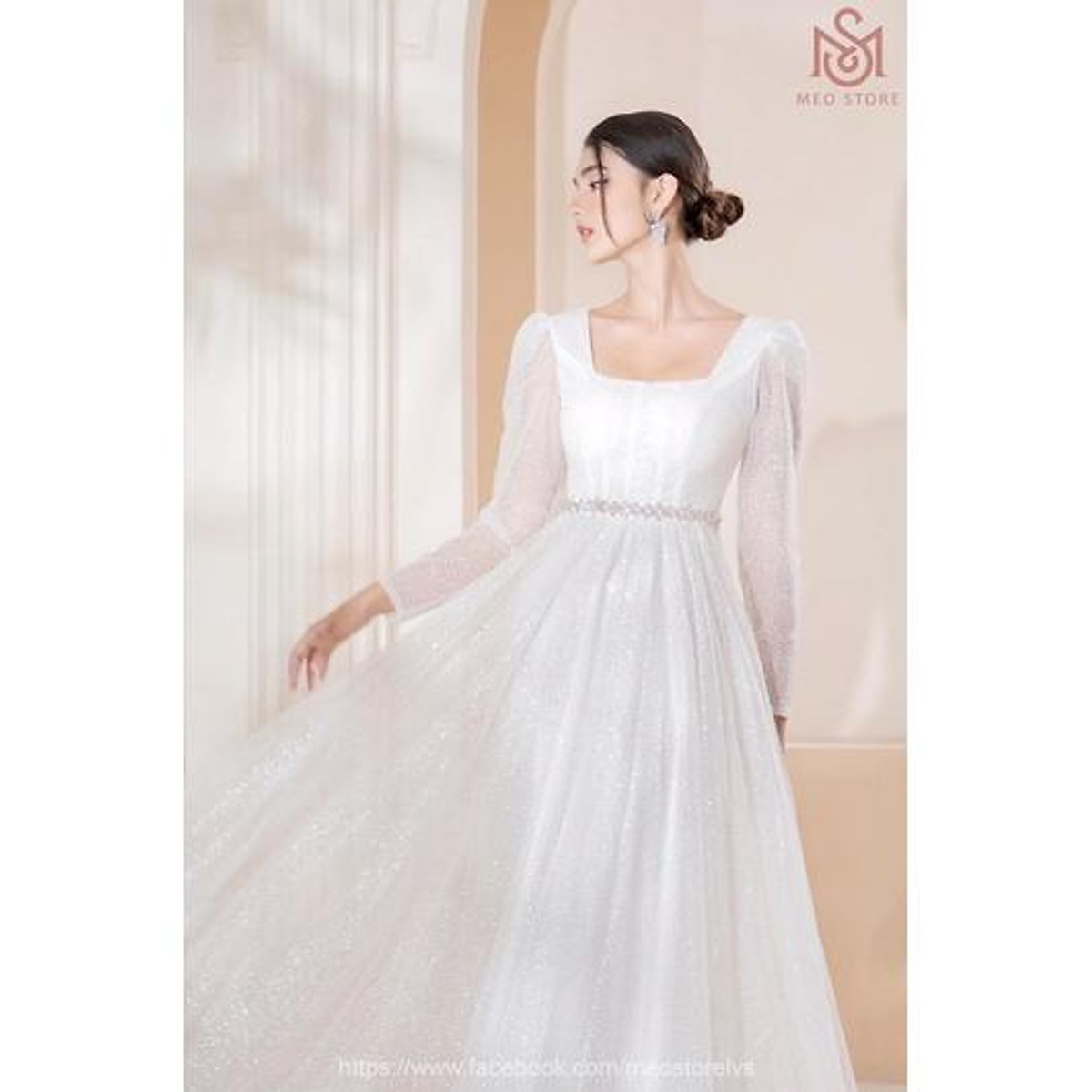 Meo Store  Chuyên váy cưới đi bàn