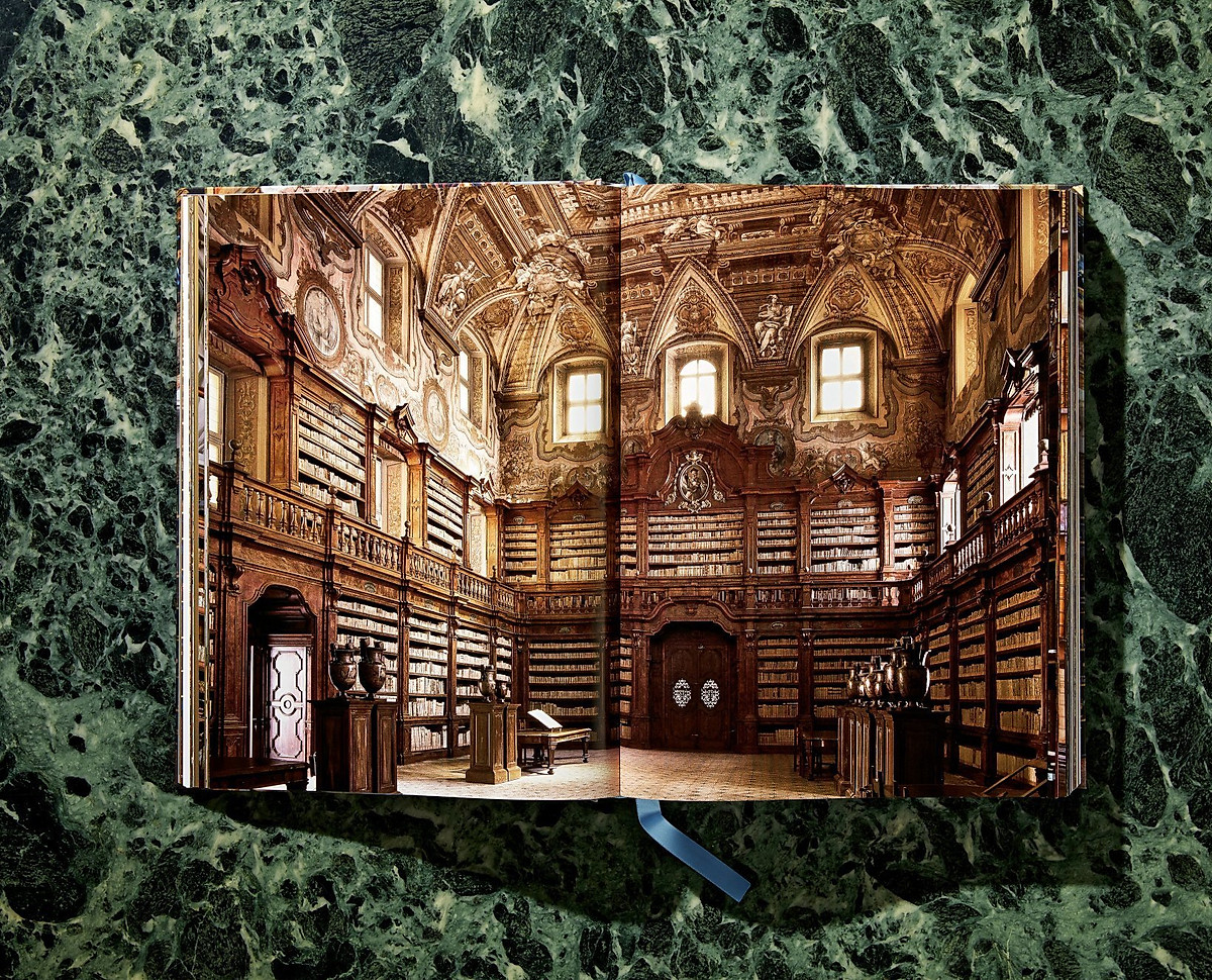 Massimo Listri, Không có gì hạnh phúc hơn lúc này!. The World's Most Beautiful Libraries