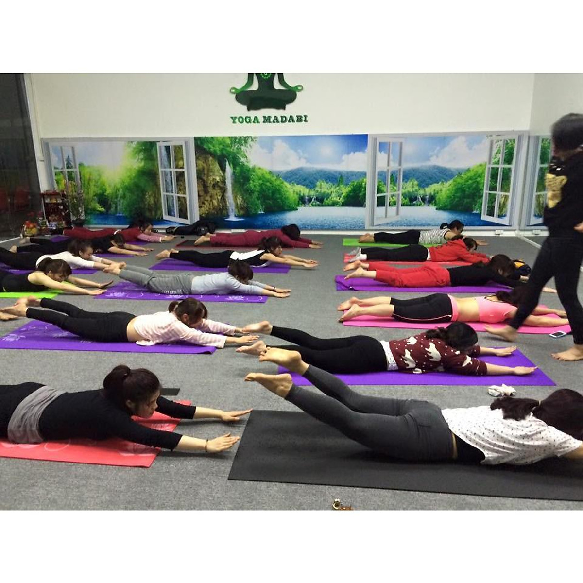 Thảm Tập YOGA Chống Trượt Tập GYM Tại Nhà Tập Thể Dục Chất Liệu Tpe 2 Lớp Chống Trơn Cao Cấp Chính Hãng Amalife