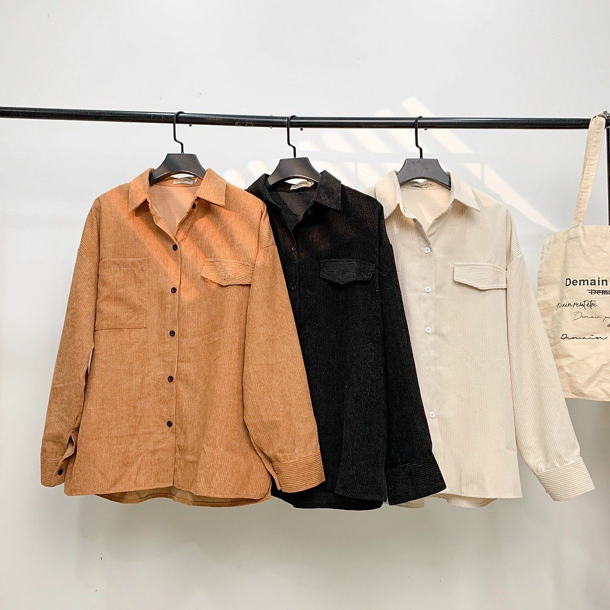 sơ mi ulzzang áo sơ mi nữ áo kiểu dáng Hàn Quốc sơ mi nhung rộng, Áo Sơ mi Nam Nữ Unisex vải Nhung Gân áo khoác sơ mi form rộng ảnh Sơ Mi Ulzzang Áo Sơ Mi Nữ Áo Kiểu Dáng Hàn Quốc Sơ Mi Nhung Rộng, Áo Sơ Mi Nam Nữ Unisex Vải Nhung Gân Áo Khoác Sơ Mi Form Rộng Ảnh