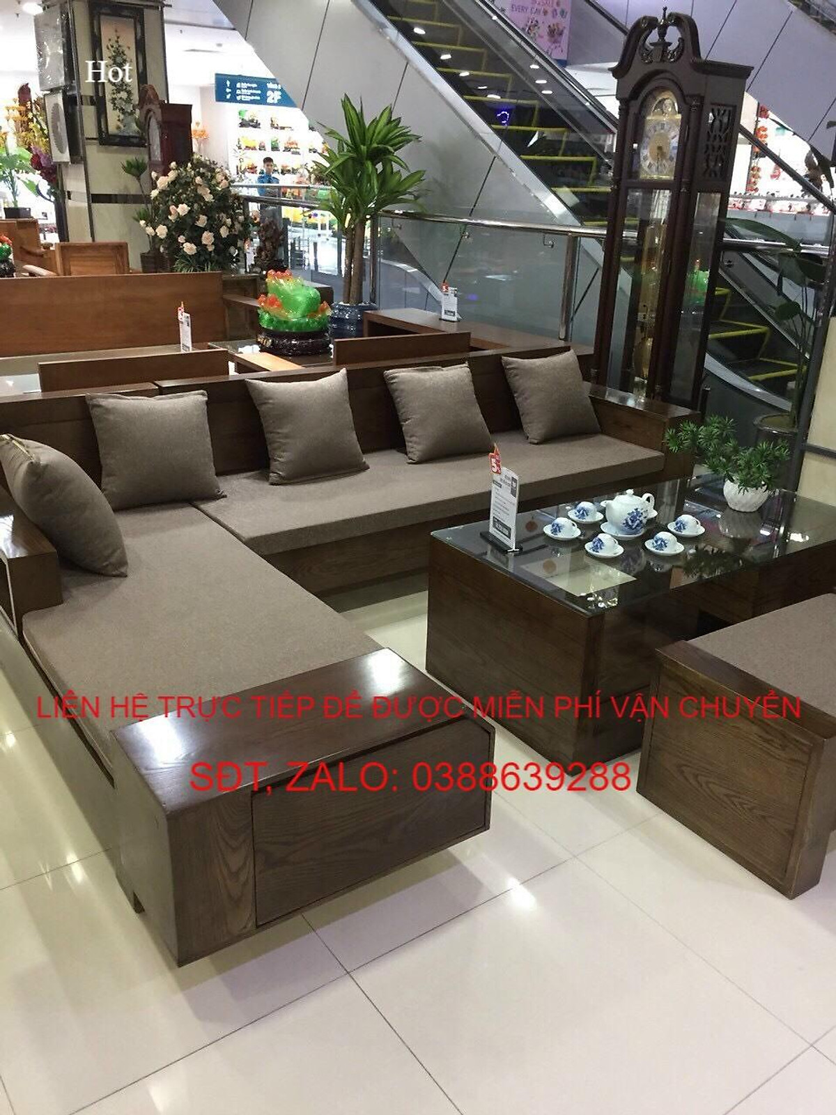 Bộ bàn ghế sofa gỗ là sự lựa chọn hoàn hảo để tạo ra không gian hiện đại, đầy cảm hứng cho gia đình và khách. Với chất liệu gỗ tự nhiên và bộ ghế sofa tinh xảo, không gian phòng khách của gia đình bạn sẽ trở nên mới lạ hơn bao giờ hết. Click vào hình ảnh để xem những bộ bàn ghế sofa gỗ thật nổi bật.