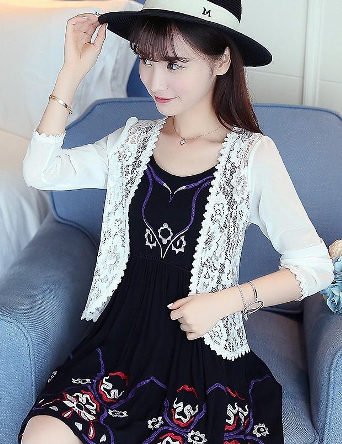Áo khoác ren tà ngắn 05 C053 - Áo thun - Áo khoác nỉ nữ Áo Khoác Ren Tà Ngắn 05 C053 - Áo Thun - Áo Khoác Nỉ Nữ