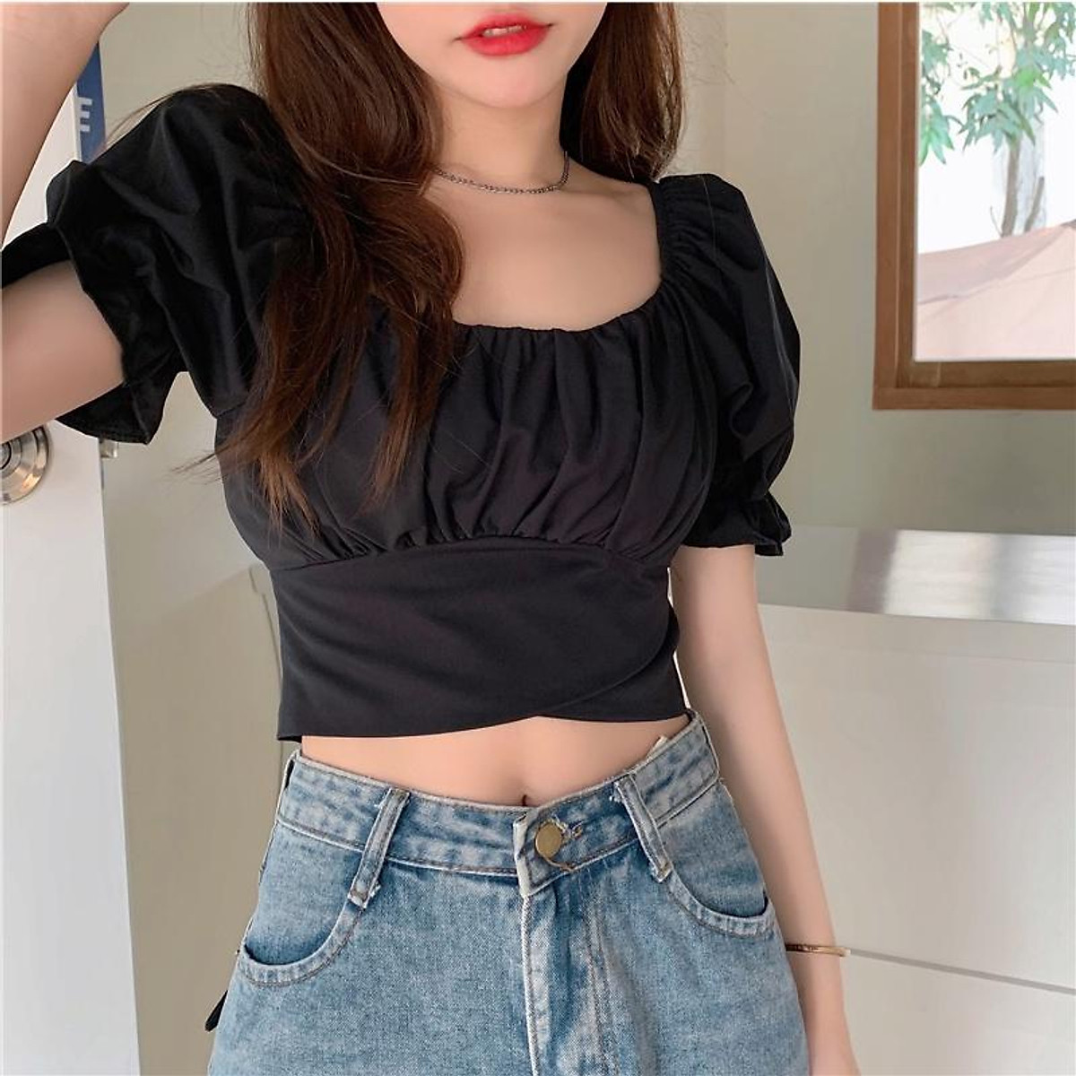 Mua Áo kiểu cho nữ tay phồng ngắn xẻ , cổ chữ U phong cách Hàn Quốc trẻ trung đáng yêu - TT5 đen,freesize tại Beevintage Mua Áo Kiểu Cho Nữ Tay Phồng Ngắn Xẻ , Cổ Chữ U Phong Cách Hàn Quốc Trẻ Trung Đáng Yêu - Tt5 Đen,Freesize Tại Beevintage