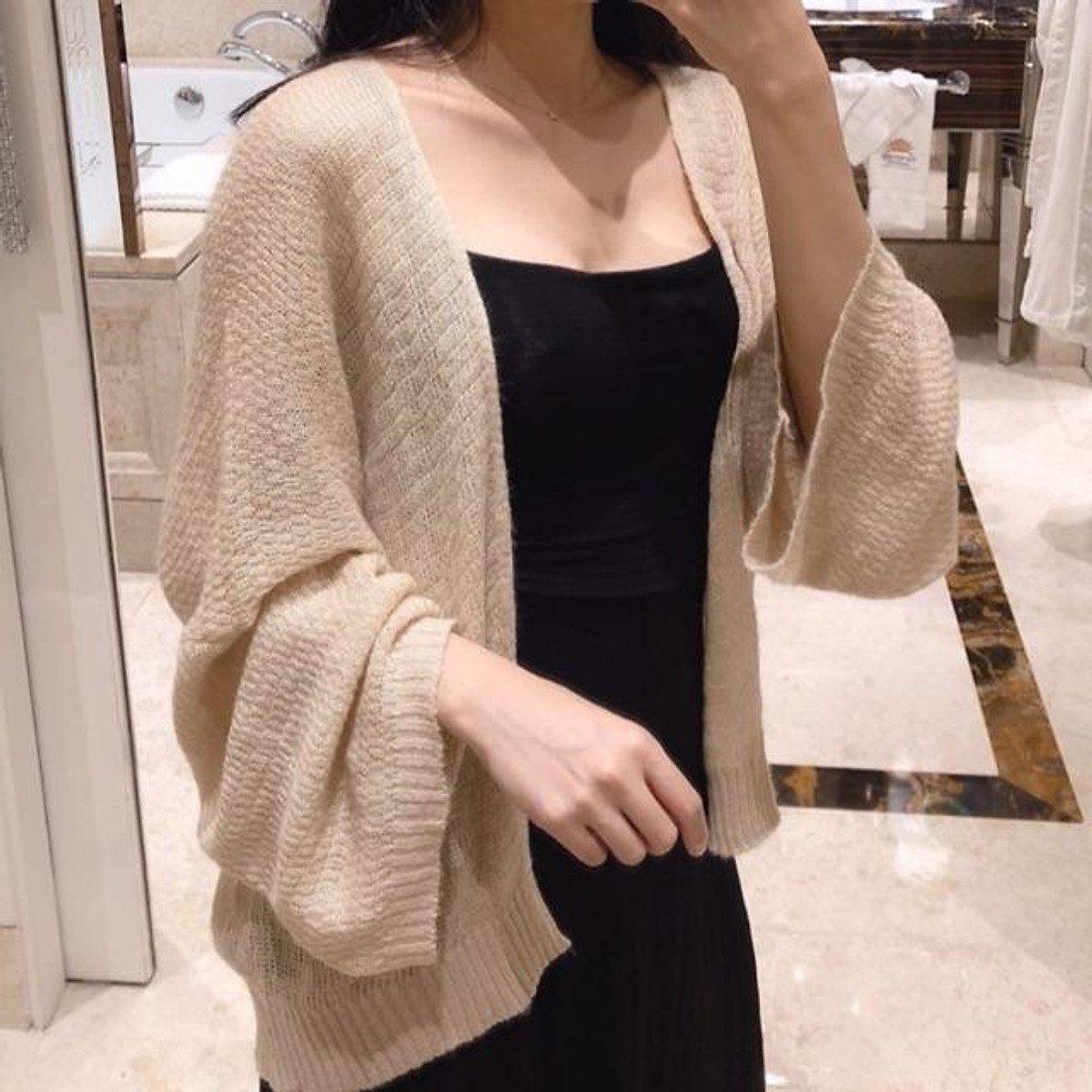 Tips phối áo khoác mặc với váy sang chảnh trendy 2022 Nyla Design #30 Tips phối áo khoác mặc với váy sang chảnh trendy 2022 Nyla Design